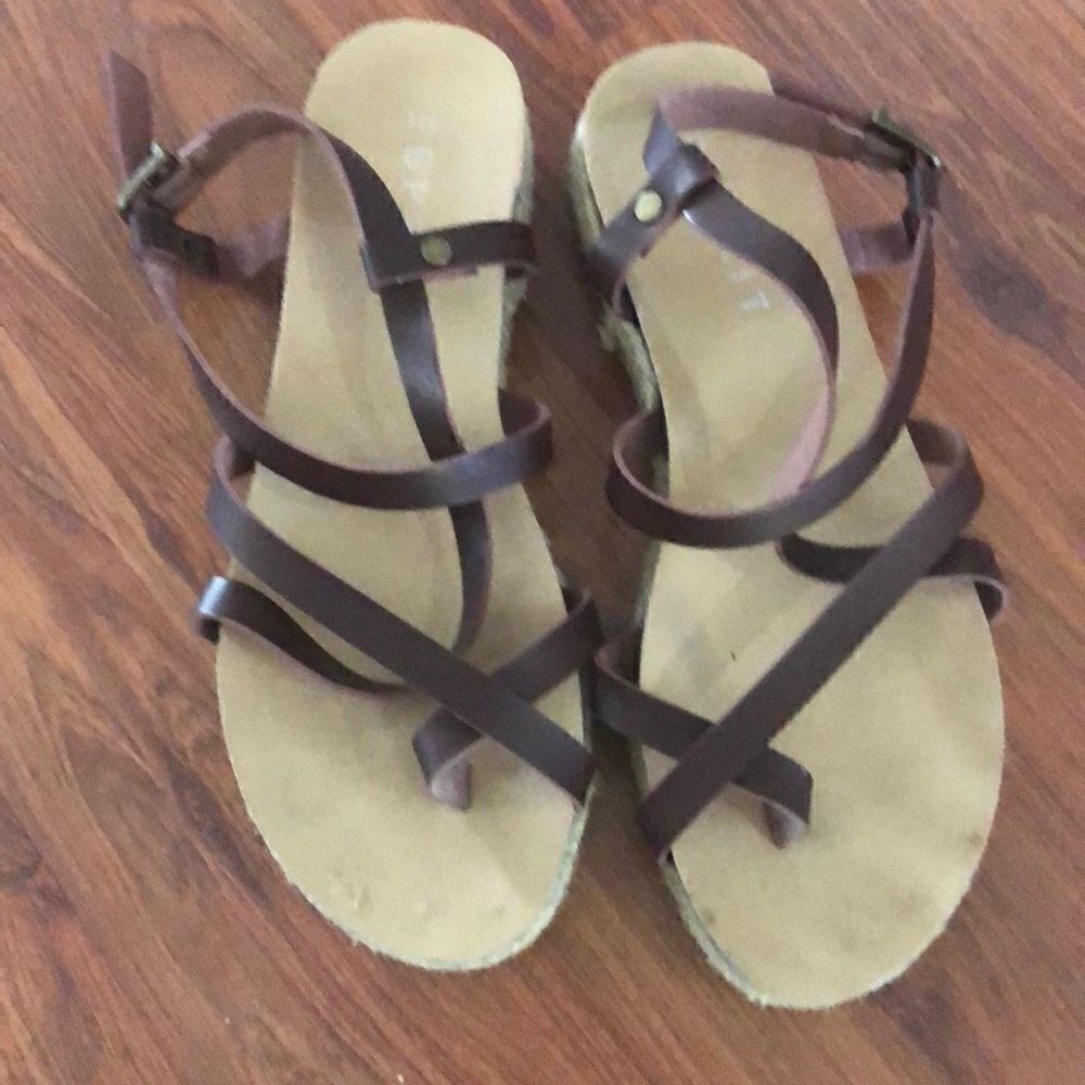Esprit Brown leather strappy sandals with jute, 7.5.